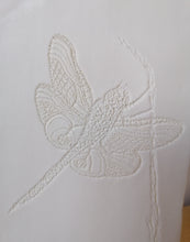 Charger l'image dans la galerie, Lithophanie "Libellule sur brin d'herbe"